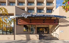 Royal Anne Hotel in Kelowna